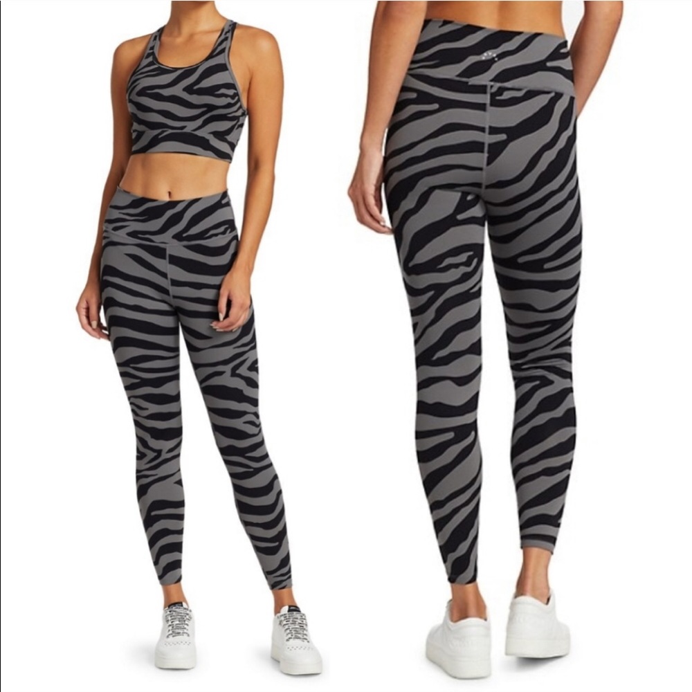 NWT 🎉 Varley Luna Zebra Leggings in Steel Zebra